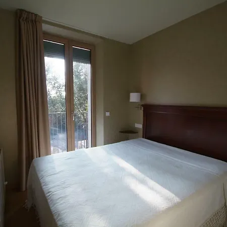 Beautifully Furnished Luxury In Barri Vell, Apartment Girona